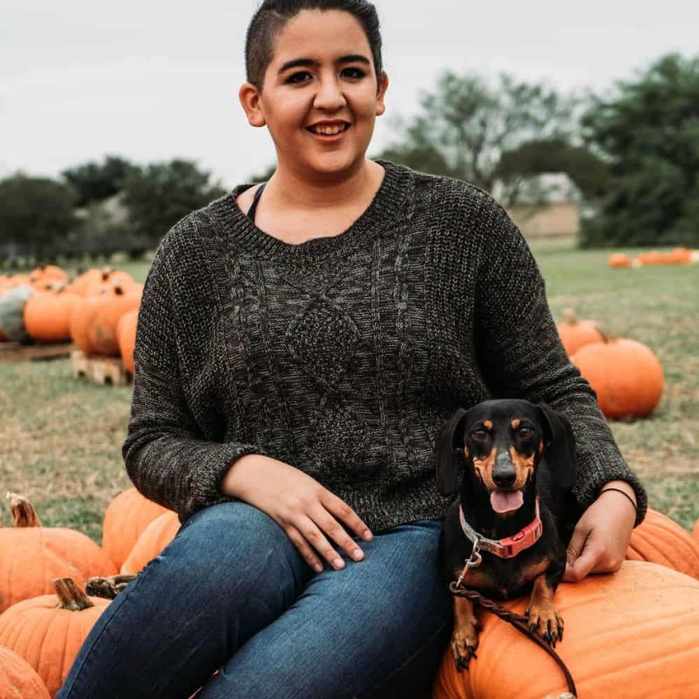 sara S dog walker lucky paws
